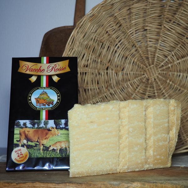 FORMAGGIO VACCHE ROSSE 24 mesi sottovuoto da 500 g